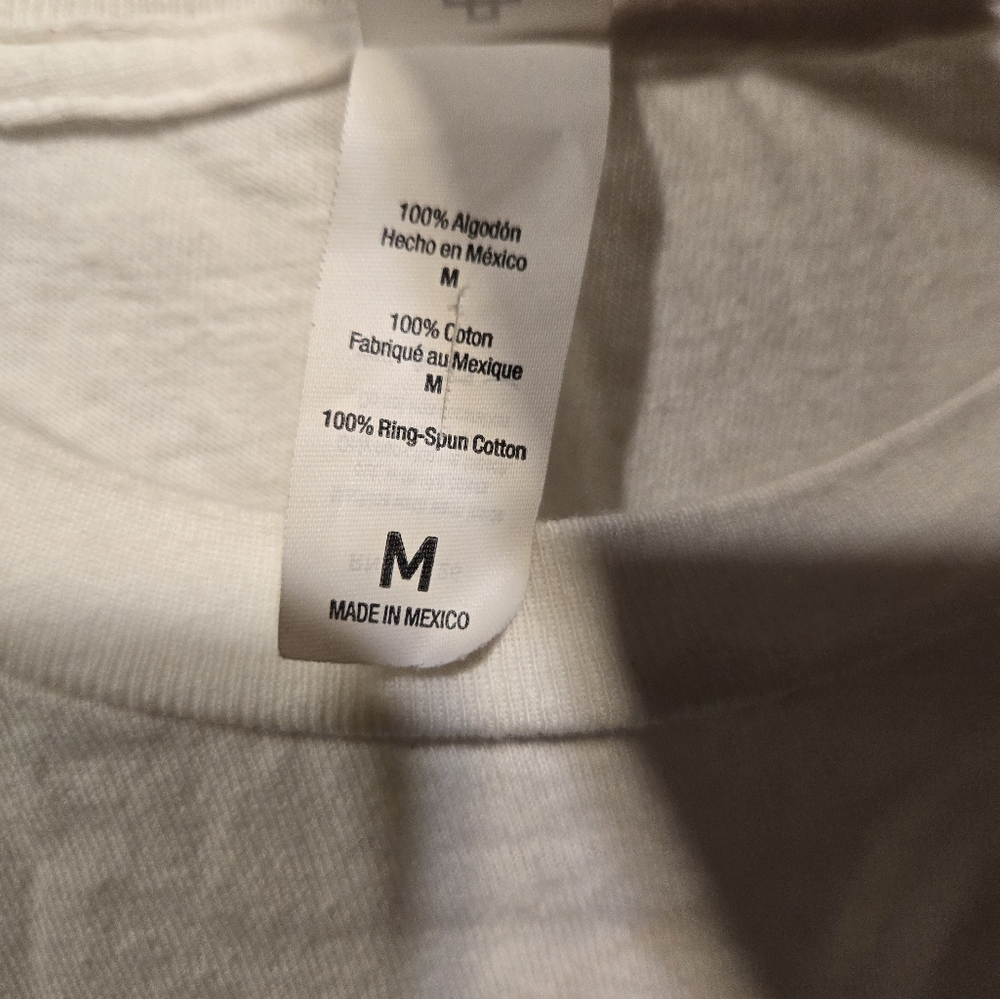 EUC Women's Off White Tultex John Dutton For President Graphic Tee Shirt Size  M - Picture 6 of 8